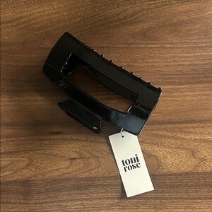 3XL Toni Rose Claw Clip